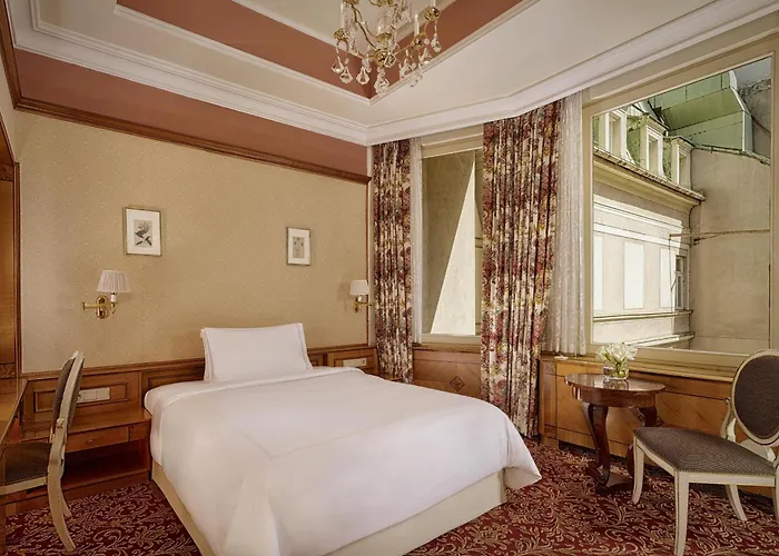 Hotel Bristol, A Luxury Collection Hotel,