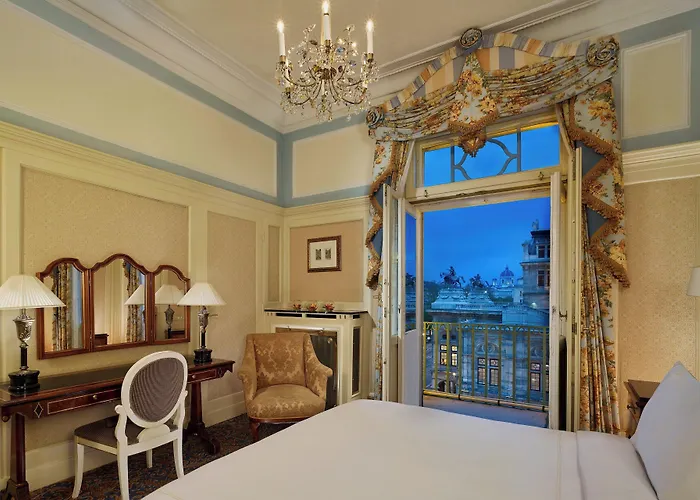 Bristol, A Luxury Collection Hotel, Hotel